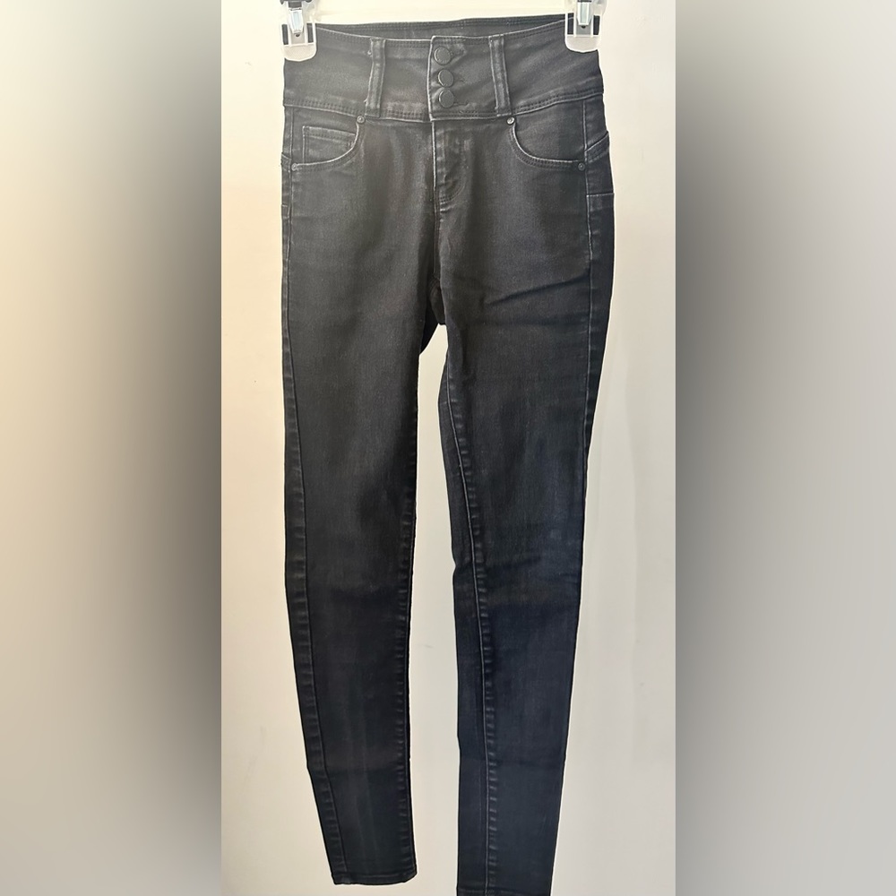 Faded black jeans - comfortable and butt lift